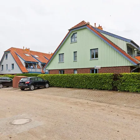 Spacious In By The Sea *
