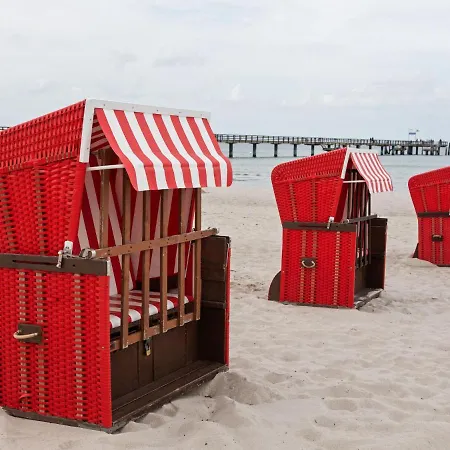 Spacious In By The Sea *
